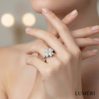Luméri Essence | Ladies Ring Folli Follie 3r19s006c worn on model – LUMÉRI