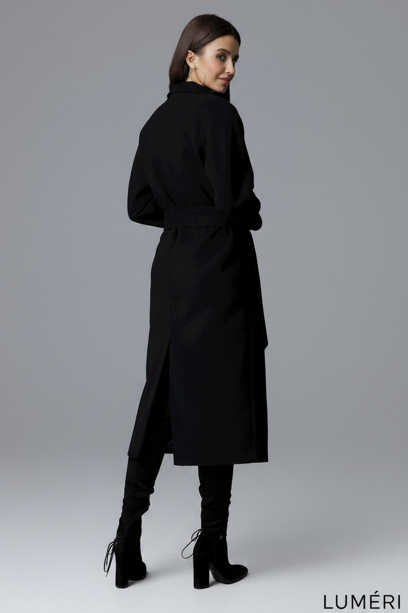 Luméri Studio | Coat Model black 3 close-up detail – LUMÉRI