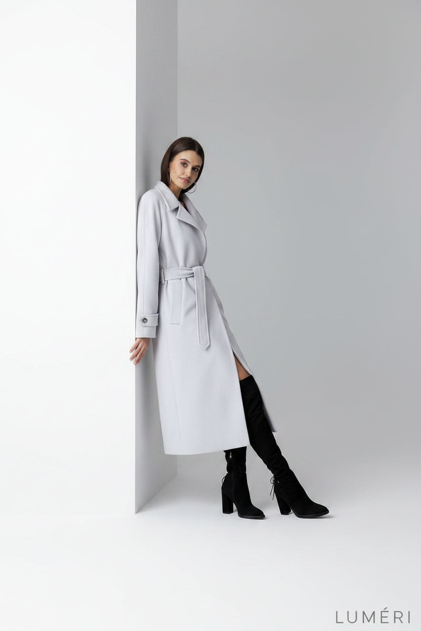 Luméri Studio | Coat Model gray 3 close-up detail – LUMÉRI