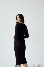Luméri Muse | Basic Dress With A Pocket And Ties Black 2 worn on model – LUMÉRI