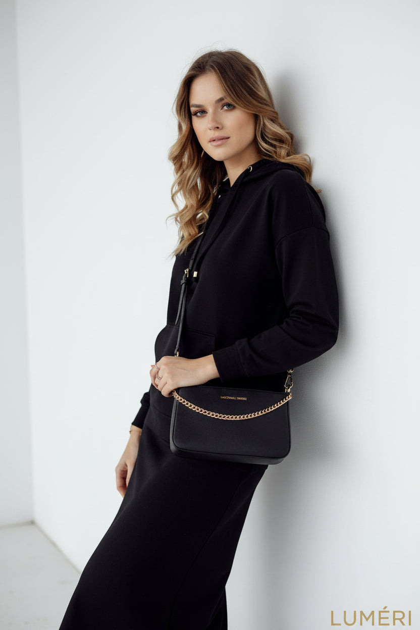 Luméri Muse | Basic Dress With A Pocket And Ties Black close-up detail – LUMÉRI