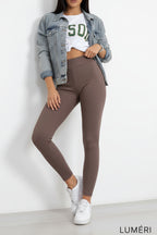 Luméri Studio | Ribbed Womens Leggings Made Of Cappuccino Cotton 3 close-up detail – LUMÉRI