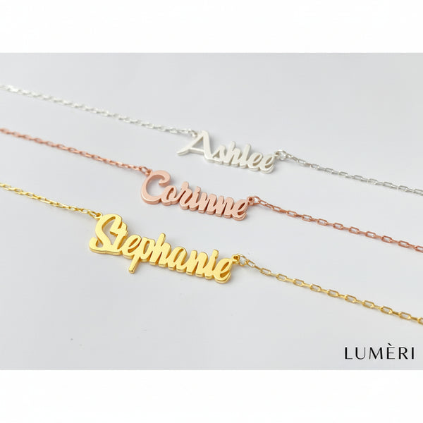 Luméri Essence | Name Necklace Personalized Name Necklace product photo – LUMÉRI