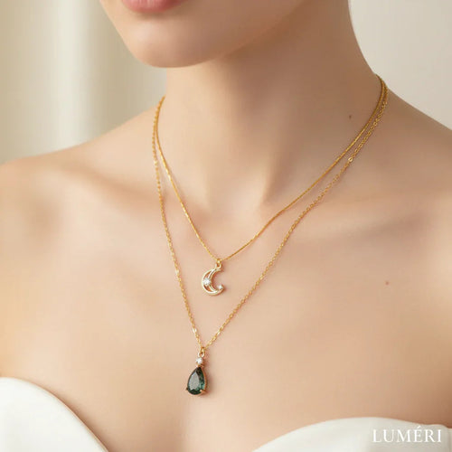 Luméri Bloom | Moon Layered Necklace 18 Karats Gold Plated worn on model – LUMÉRI