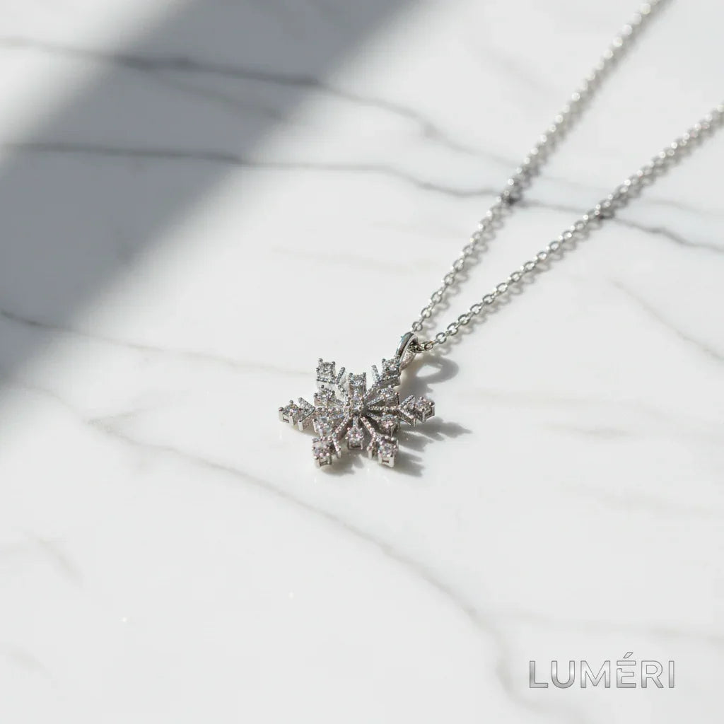 Luméri Bloom | 925 Sterling Silver Snowflake Necklace With White Stone – LUMÉRI luxury jewelry