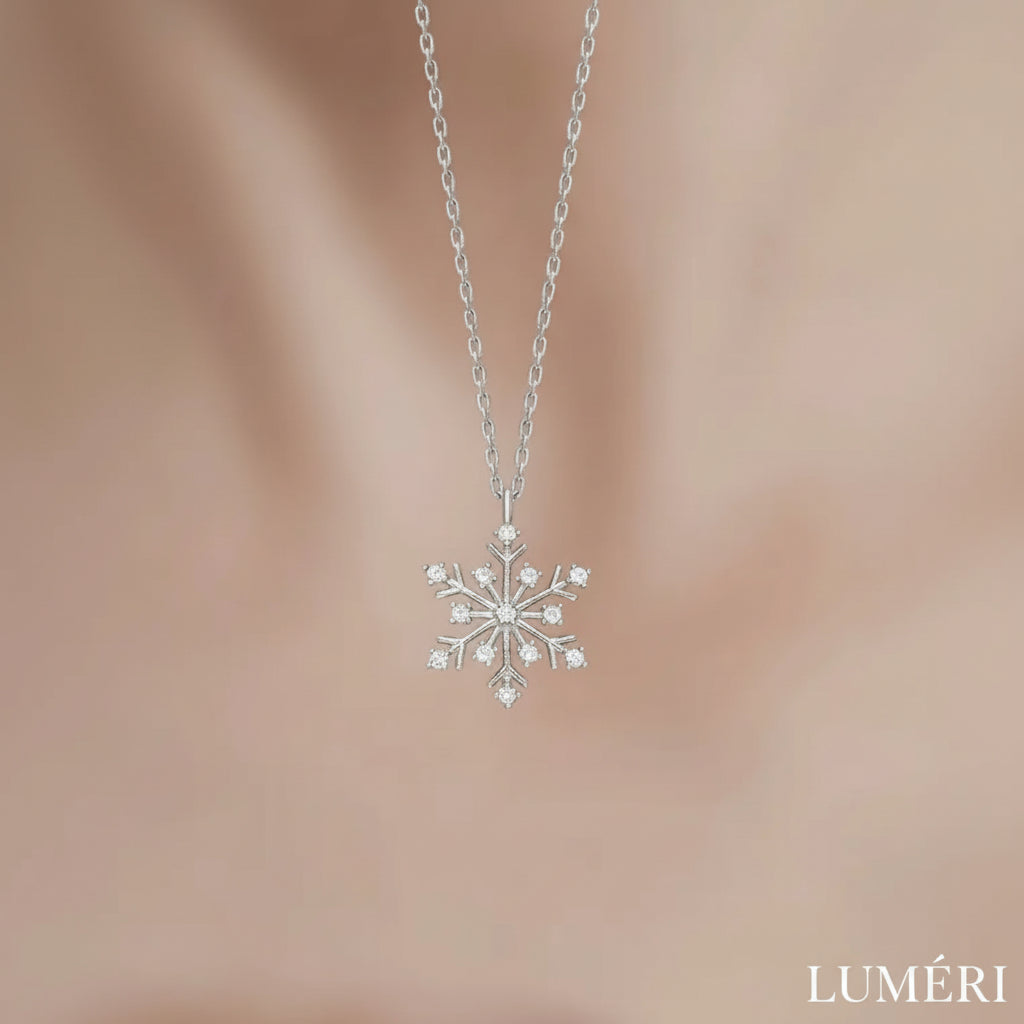 Luméri Bloom | 925 Sterling Silver Snowflake Necklace With White Stone – LUMÉRI luxury jewelry
