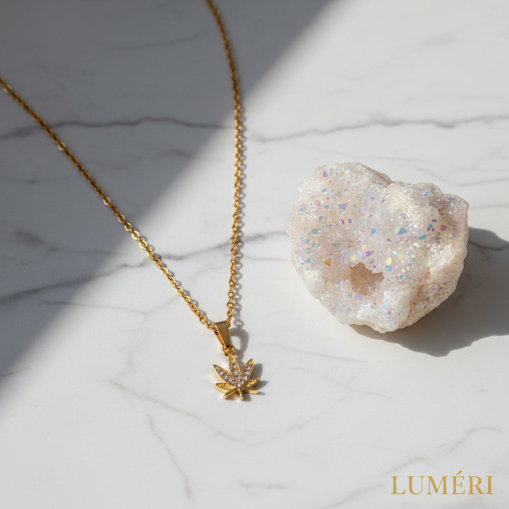 Luméri Bloom | 24 Karats Dainty Cannabis Leaf Necklace product photo – LUMÉRI