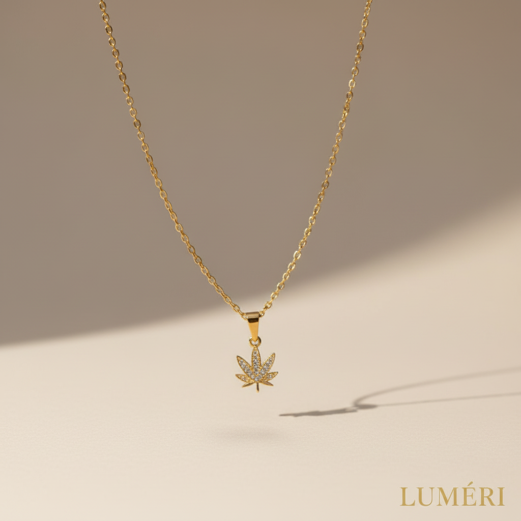 Luméri Bloom | 24 Karats Dainty Cannabis Leaf Necklace close-up detail – LUMÉRI