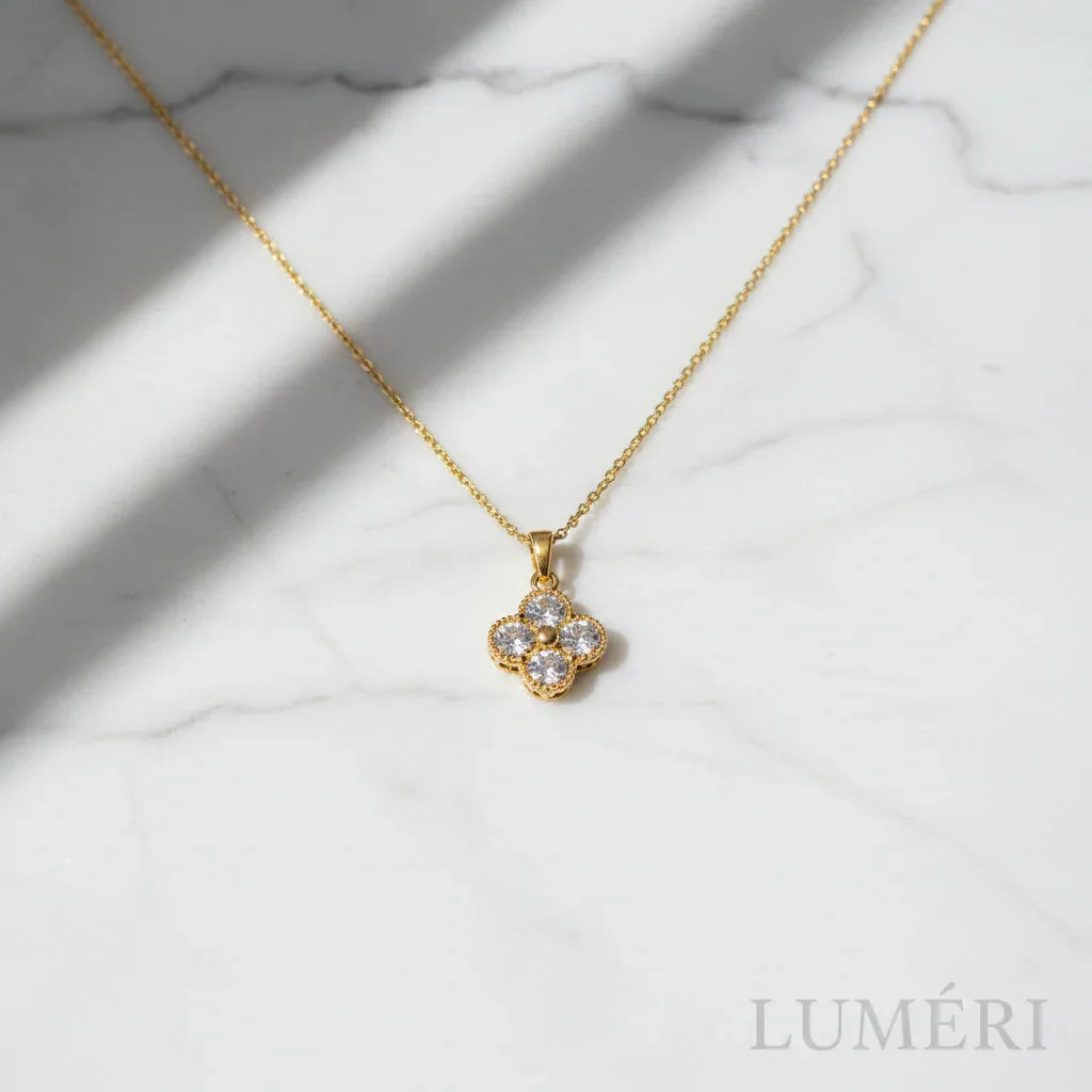Luméri Bloom | Stainless Steel Crystal Clover Necklace For Women product photo – LUMÉRI