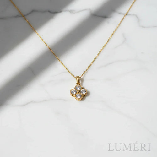 Luméri Bloom | Stainless Steel Crystal Clover Necklace For Women product photo – LUMÉRI