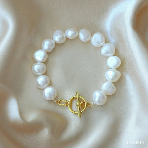 Luméri Aura | Baroque Genuine Freshwater Pearls 925 Sterling Silver Bracelet product photo – LUMÉRI