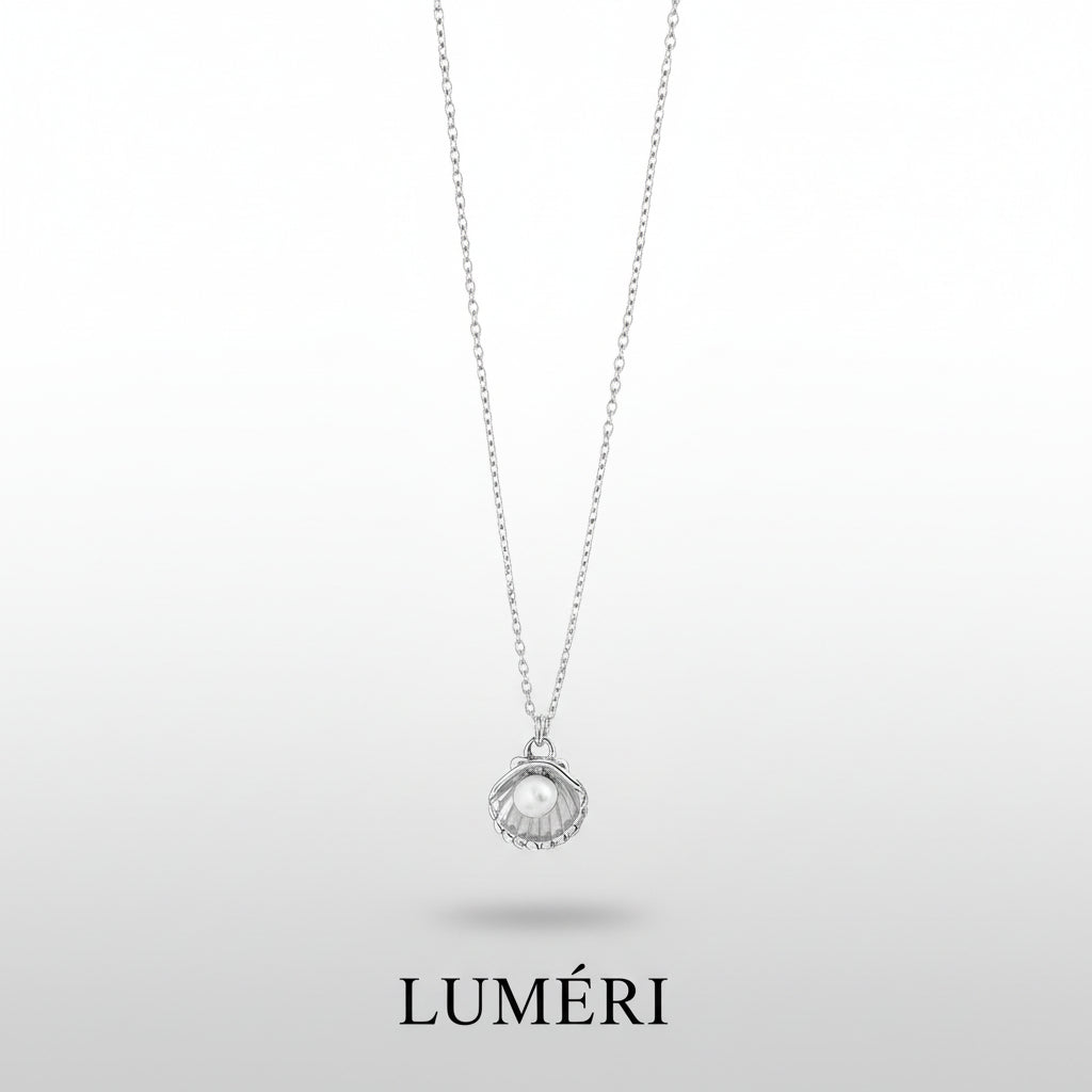 Luméri Bloom | Stainless Steel Silver Oyster Necklace For Women product photo – LUMÉRI