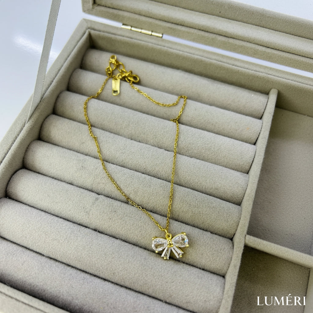 Luméri Aura | Stainless Steel Zircon Bow Necklace For Women close-up detail – LUMÉRI