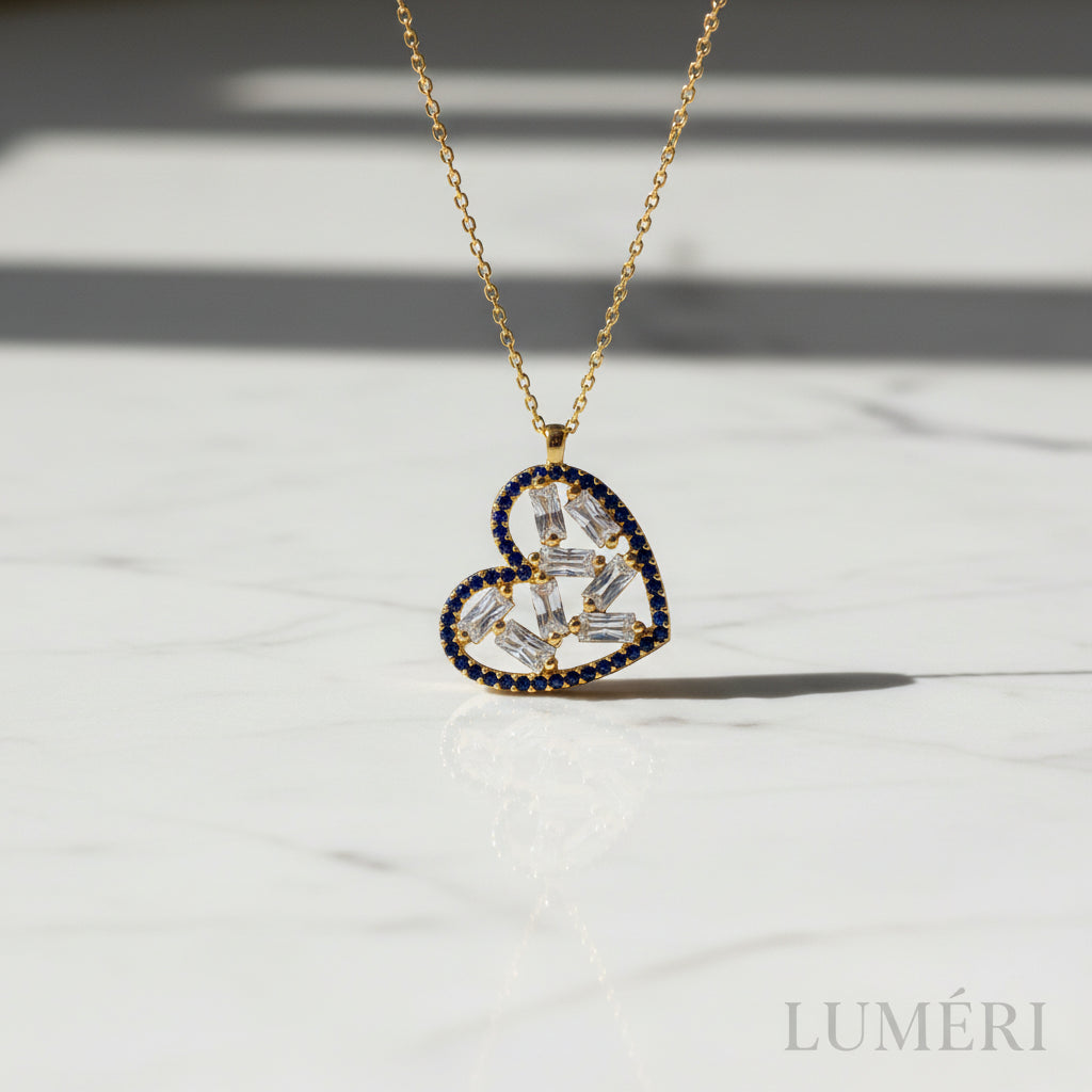 Luméri Bloom | 925 Sterling Silver Heart Pendant Crystal Diamond Style Necklace product photo – LUMÉRI
