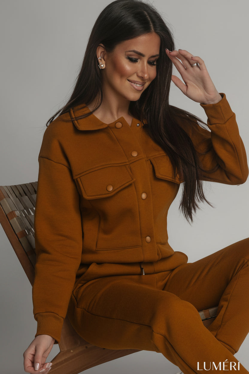 Luméri Leisure | Warm Womens Set Katana Sweatpants Caramel 3 close-up detail – LUMÉRI