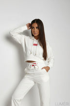 Luméri Leisure | Womens Tracksuit Set With An Asymmetric Sweatshirt Ekri 3 close-up detail – LUMÉRI