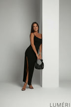 Luméri Muse | Maxi Dress With Straps Black 3 close-up detail – LUMÉRI
