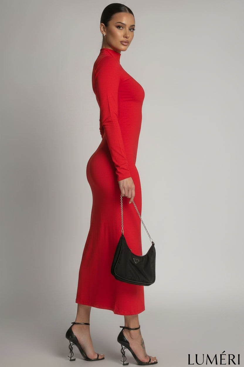Luméri Muse | Smooth Long Sleeved Turtleneck Dress Red 3 close-up detail – LUMÉRI