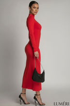 Luméri Muse | Smooth Long Sleeved Turtleneck Dress Red 3 close-up detail – LUMÉRI