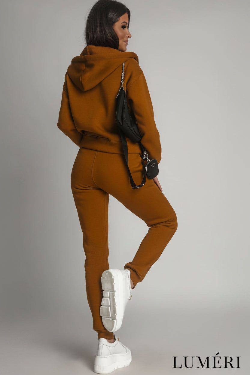 Luméri Leisure | Womens Insulated Tracksuit Set Taba 2 worn on model – LUMÉRI
